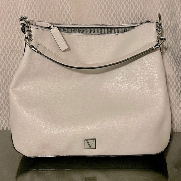 Victoria’s Secret Gray Hobo Shoulder Bag NWOT - Picture 1 of 8